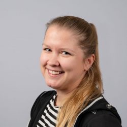 Elina Naakka